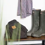 Spacious In Coniston, By Letmestay