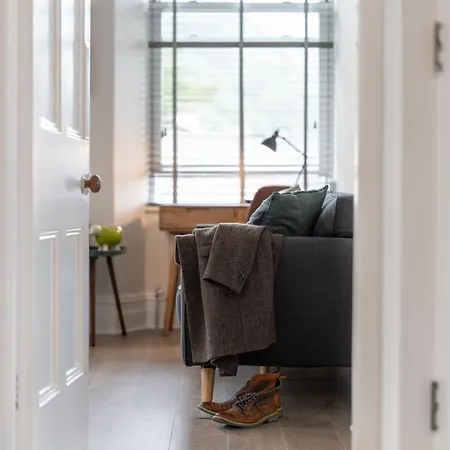 Spacious In Coniston, By Letmestay Apartment *