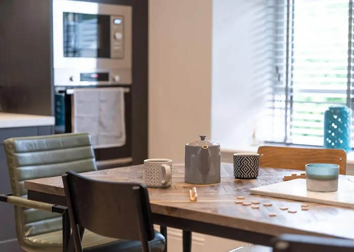 Spacious In Coniston, By Letmestay Apartment *