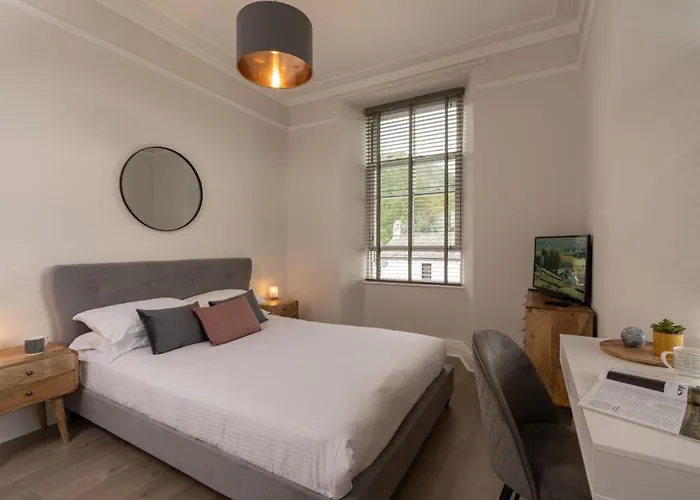 Spacious In Coniston, By Letmestay Apartment Coniston