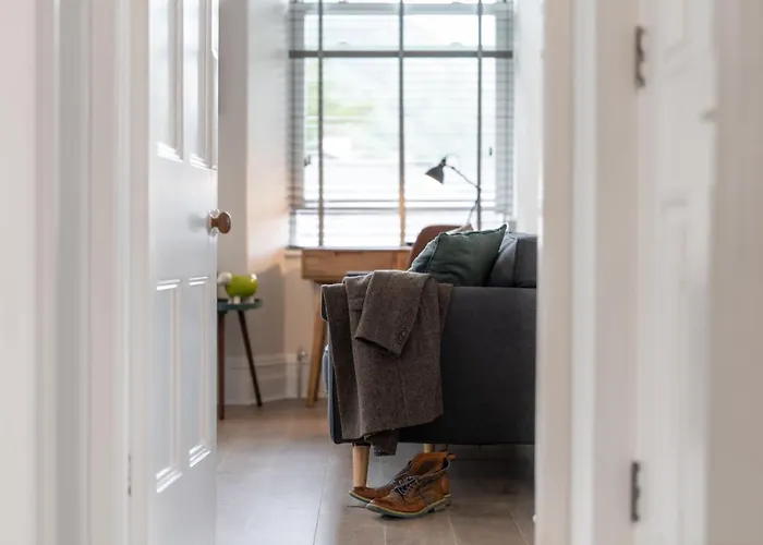 Spacious In Coniston, By Letmestay Apartment *